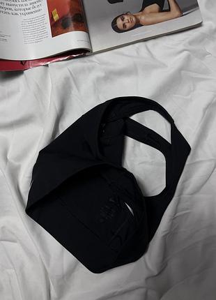 Топ жіночий nike чорний 4