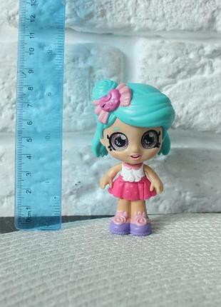 Мини-лялька cindy pops из серии kindi kids minis от бренда moose