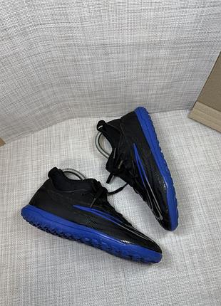 Оригінальні сороконіжки nike 8