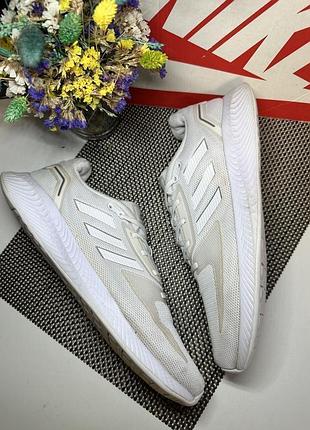 Оригинальные кроссовки adidas 8