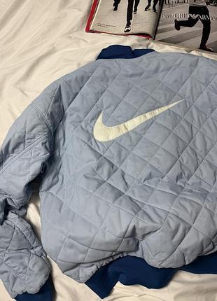 Двосторонній бомбер nike 6