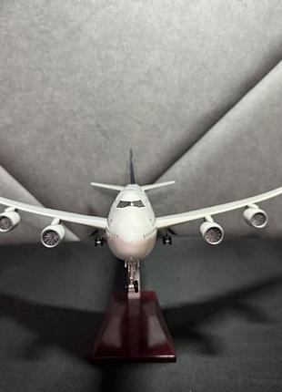 Модель літака boeing 747-8 lufthansa 5