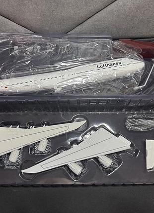 Модель літака boeing 747-8 lufthansa 6