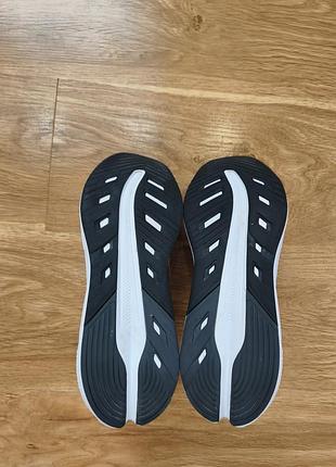 Беговые кроссовки adidas 7