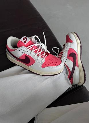 Кросівки nike dunk low valentines day