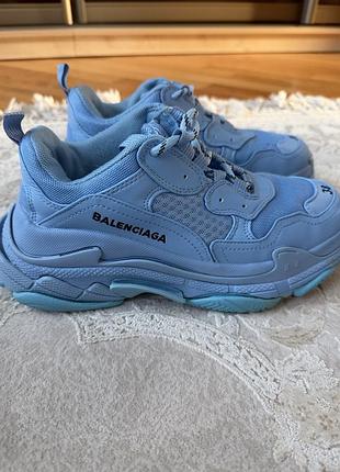 Кросівки від balenciaga 3