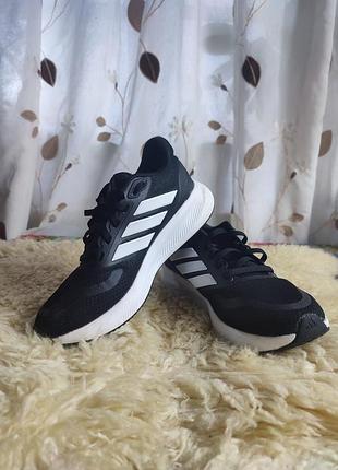 Стильні кросівки adidas runfalcon 5