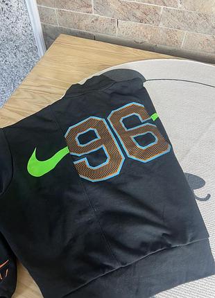 Світшотик nike 8