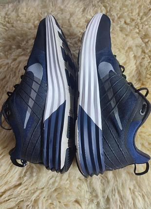 Стильные кроссовки nike lunar roam 5