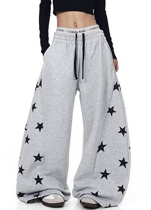 Женские широкие брюки oversize со звездами и затяжками из двунитки 42/50