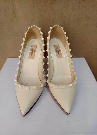 Туфли женские valentino 37 молочные