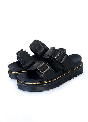 Сандалии dr. martens myles black