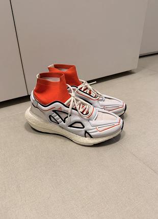 Кросівки жіночі adidas білі з помаранчевим