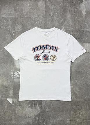 Футболка tommy hilfiger jeans томмі хілфігер джинс з принтом вишивкою