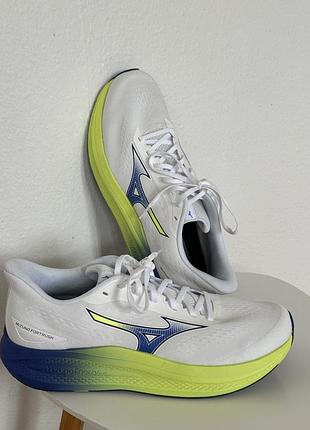Мужские беговые кроссовки mizuno fortrush белого цвета с амортизацией mizuno enerzy nxt р.46