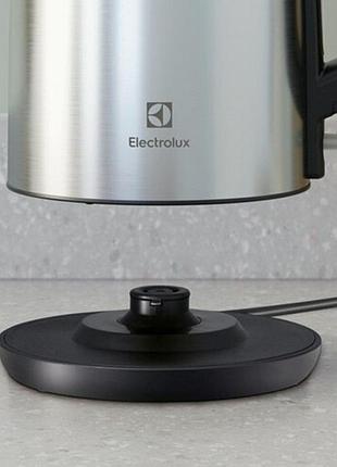 Чайник электрический electrolux e3k1-3st 1,7 л 2