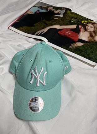 Кепка new era