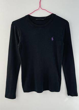 Жіночій базовий чорний лонгслів ralph lauren sport з фіолетовим лого / розмір xs