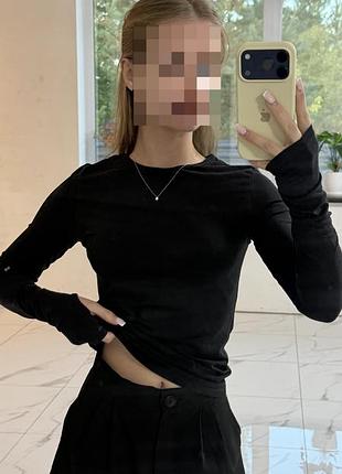 Жіночий лонгслів чорний