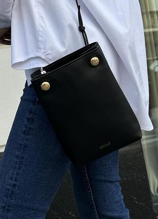 Сумка loewe pebble pouch in smooth calfskin black