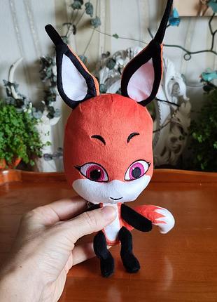 Оригінальна м'яка іграшка тріккі тріксі miraculous леді баг квамі лисеня playmates