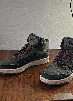 Кросівки чоловічі adidas neo high-top оливкові 42