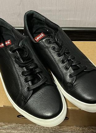 Шкіряні кеди levi's, чорні, 39 розмір