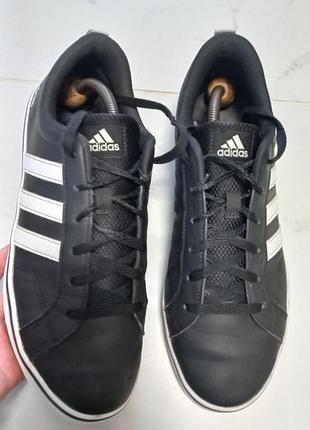 Мужские кроссовки adidas