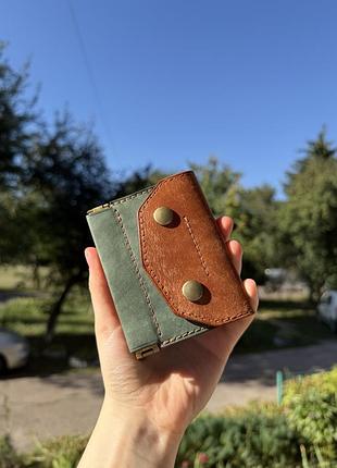Шкіряний гаманець takumi dark green|whiskey ручної роботи