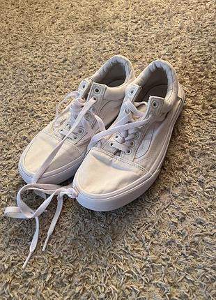 Кеди жіночі vans білі