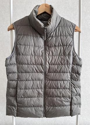 Пуховый жилет uniqlo ultra light down