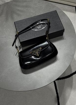 Сумка patent leather shoulder bag black
