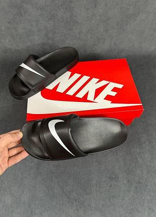 Шльопанці чоловічі nike slides чорні з білим