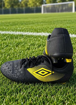 Бутси чоловічі umbro ux accuro ii league fg чорні