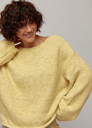 Мохеровый джемпер oversize с широкой горловиной - кремовый цвет, one size (имеется размеры)