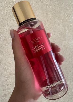 Парфумований спрей для тіла victoria's secret cherry desire