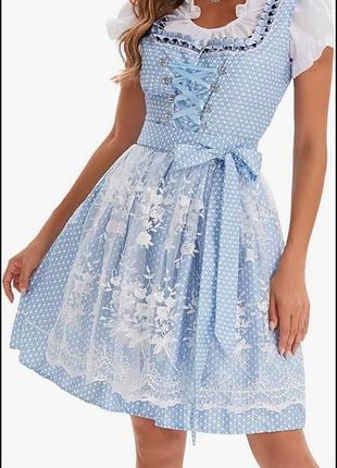 Традиционное баварское платье дырндль (dirndl) для известного фестиваля октоберфест