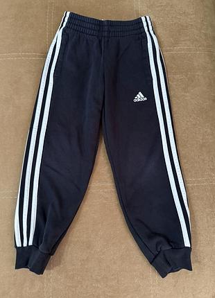 Дитячі спортивні штани adidas, розмір 5-6 років