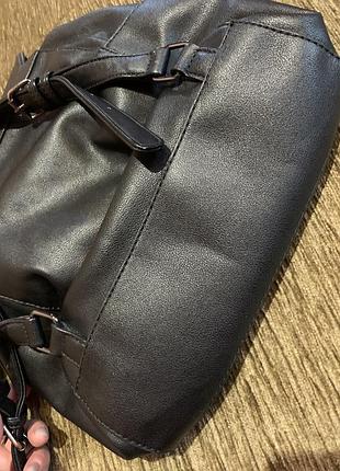 Брендовий рюкзак guess 3