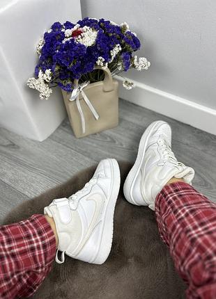 Оригінальні кросівки nike court borough mid 2