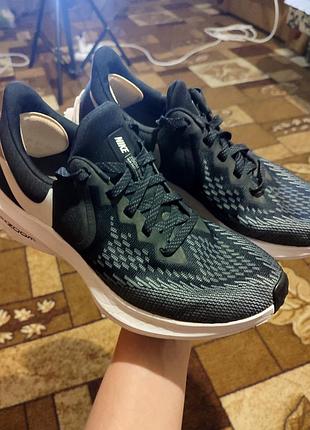 Жіночі кросівки nike