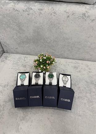 Наручні годинники casio з металевим браслетом