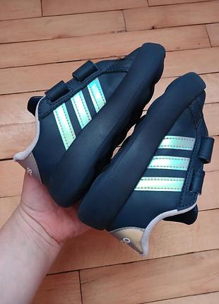 Кроссовки adidas bubble comfy 5