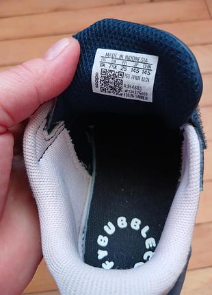 Кроссовки adidas bubble comfy 7