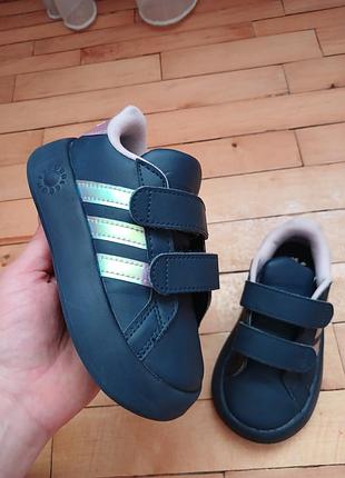 Кроссовки adidas bubble comfy 3