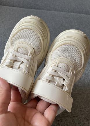 Дитячі кросівки zara 3