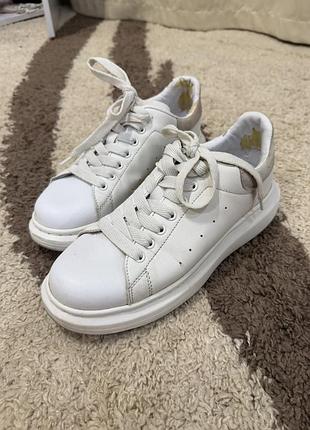 Кеди жіночі alexander mcqueen білі
