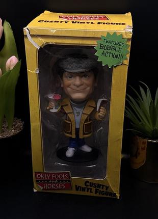 Колекційна фігурка в коробці bobble-head