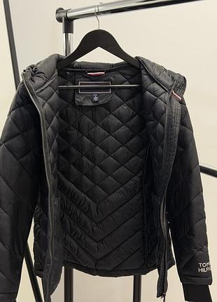 Куртка tommy hilfiger s 8