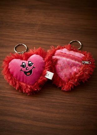 М'який гаманець  👛 брелок у формі серця з вишивкою ясплячий чи усміхнений, надзвичайно милий і приємний на дотик пухнастий аксесуар!